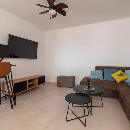 Bonaca * 特罗吉尔